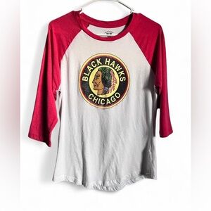 NHL Women’s Chicago Blackhawks Red & White Baseball Tee Long Sleeve Graphic Sz M